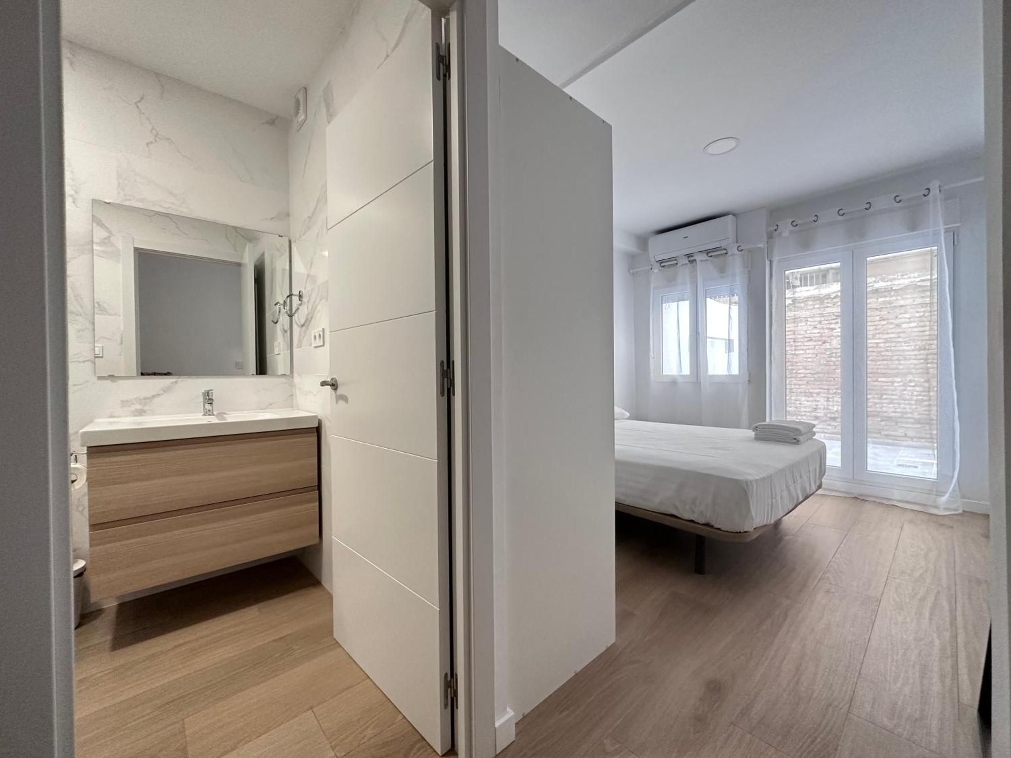 Artes Y Oficios Apartaments Ab Valence Extérieur photo