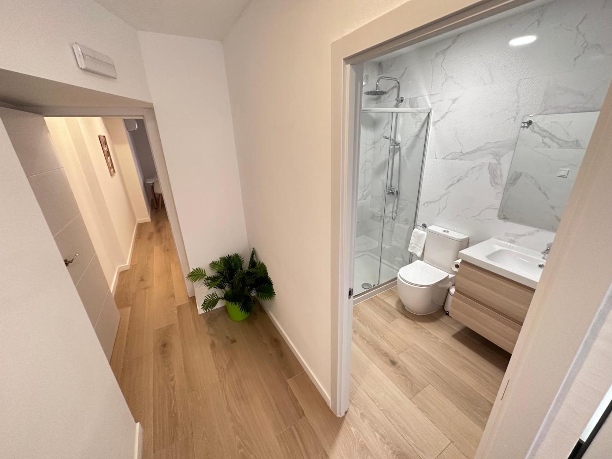 Artes Y Oficios Apartaments Ab Valence Extérieur photo