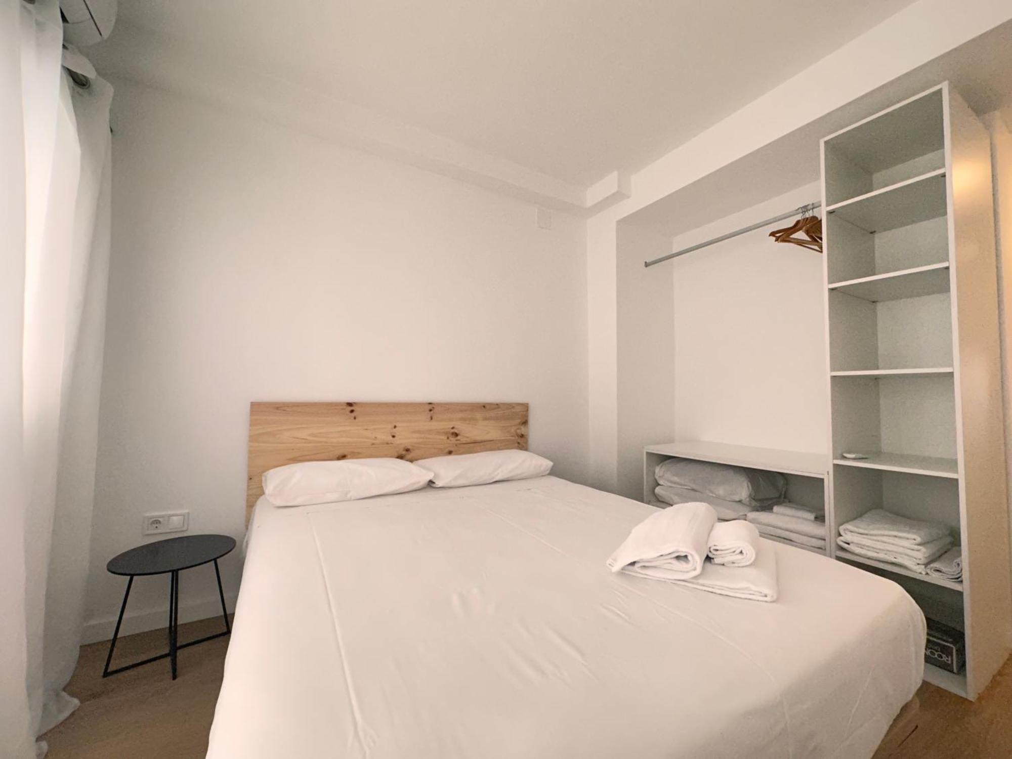 Artes Y Oficios Apartaments Ab Valence Extérieur photo