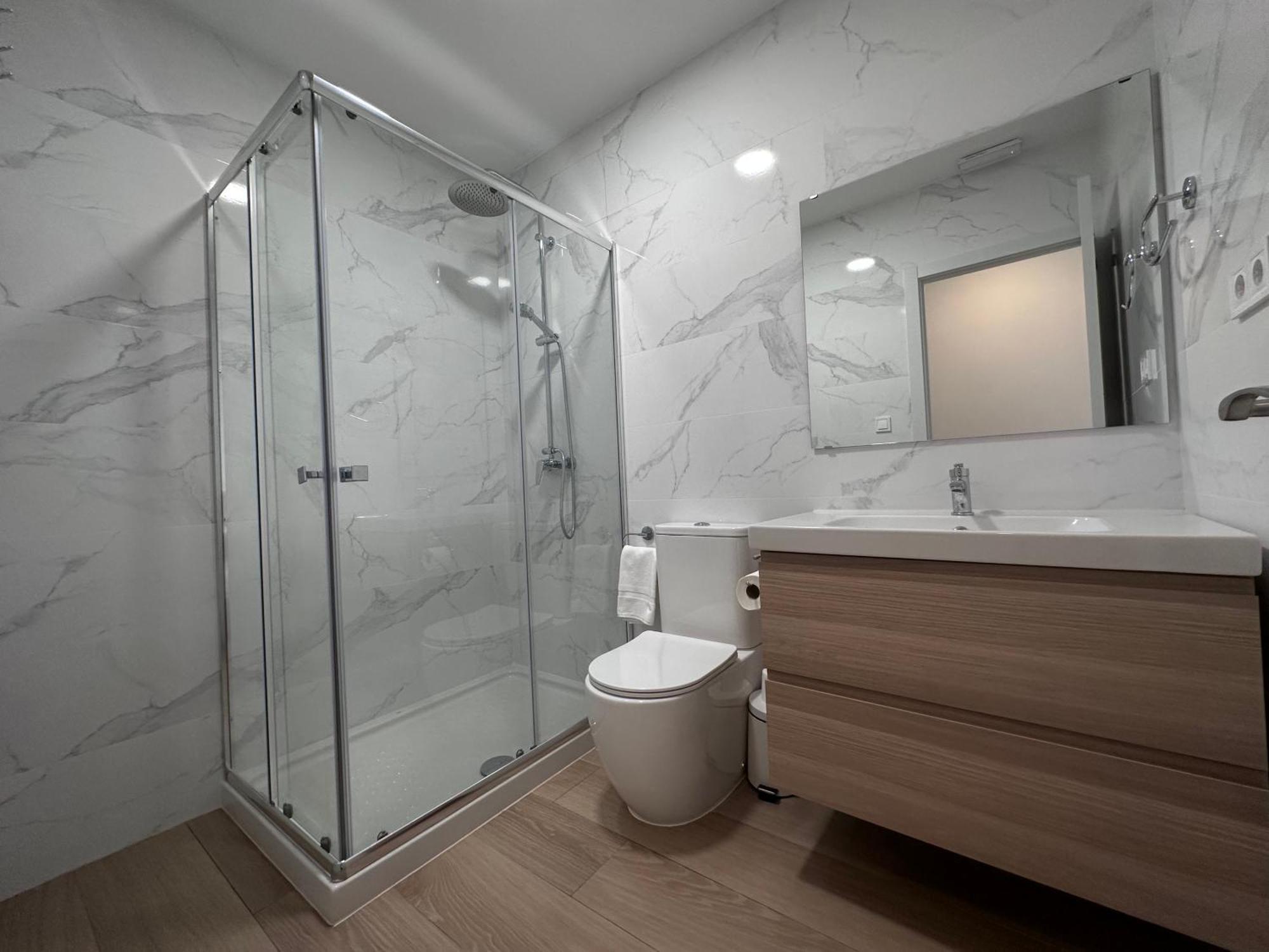 Artes Y Oficios Apartaments Ab Valence Extérieur photo